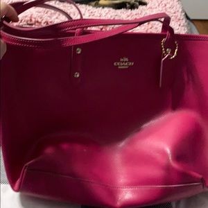 Dark pink Coach Tote bag